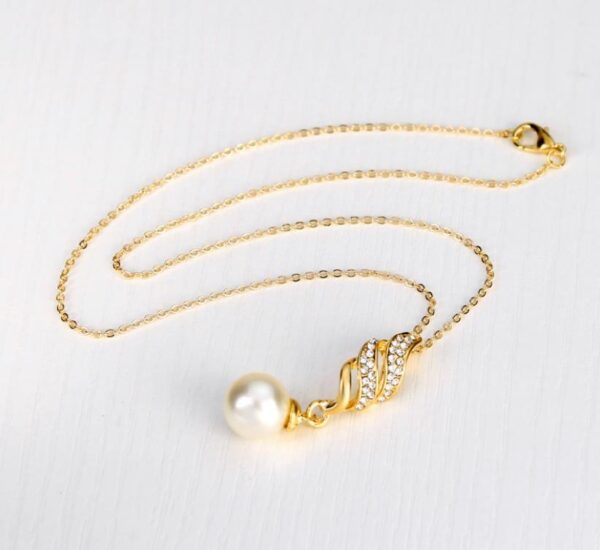 New Women's Bridal Spiral Diamond Pearl Necklace Earrings Two Piece Jewelry Set